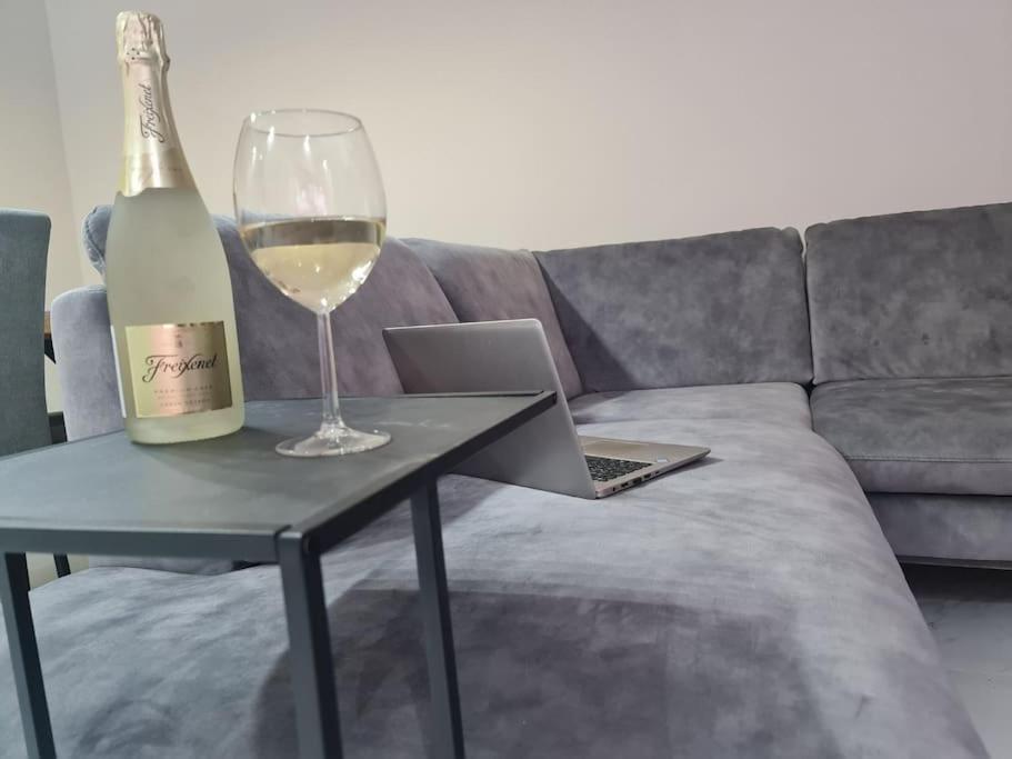 Mias Luxury Apartment Рийека Екстериор снимка