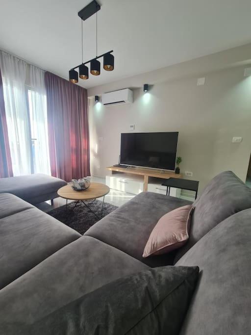 Mias Luxury Apartment Рийека Екстериор снимка