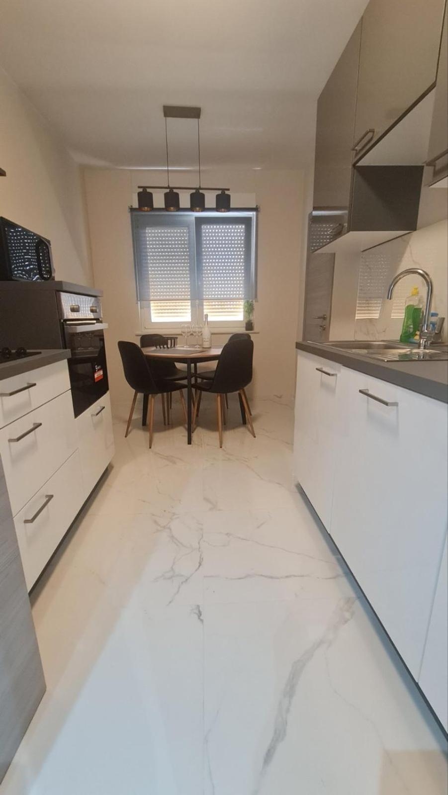 Mias Luxury Apartment Рийека Екстериор снимка
