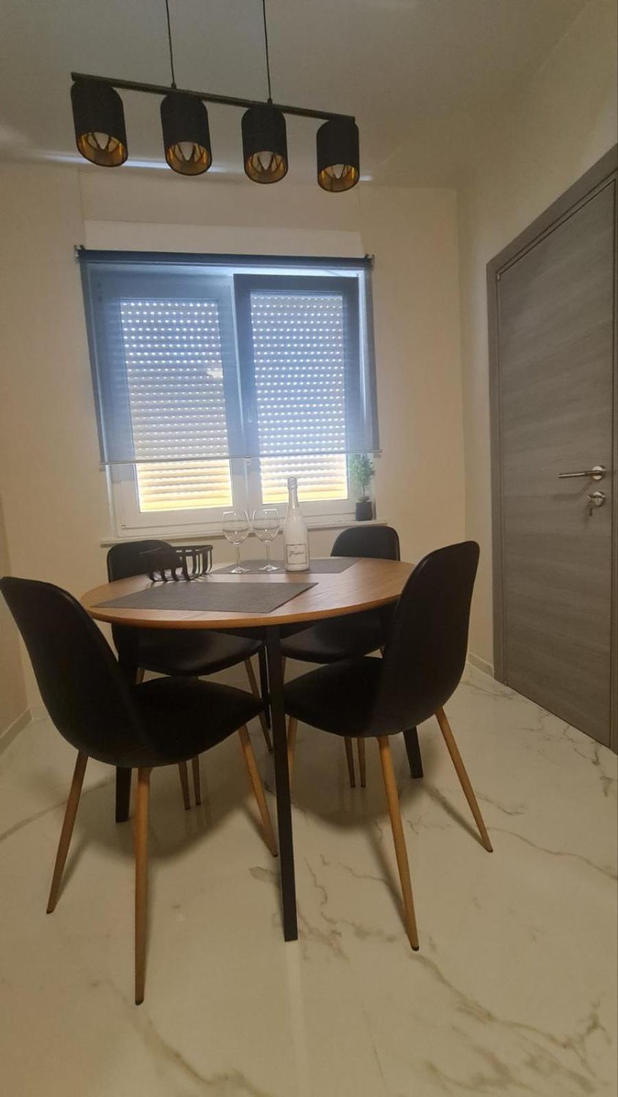 Mias Luxury Apartment Рийека Екстериор снимка