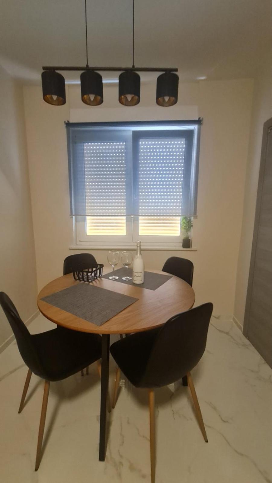 Mias Luxury Apartment Рийека Екстериор снимка